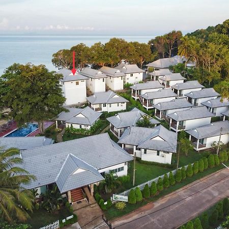 Horizon Beach Resort Koh Jum Exterior photo